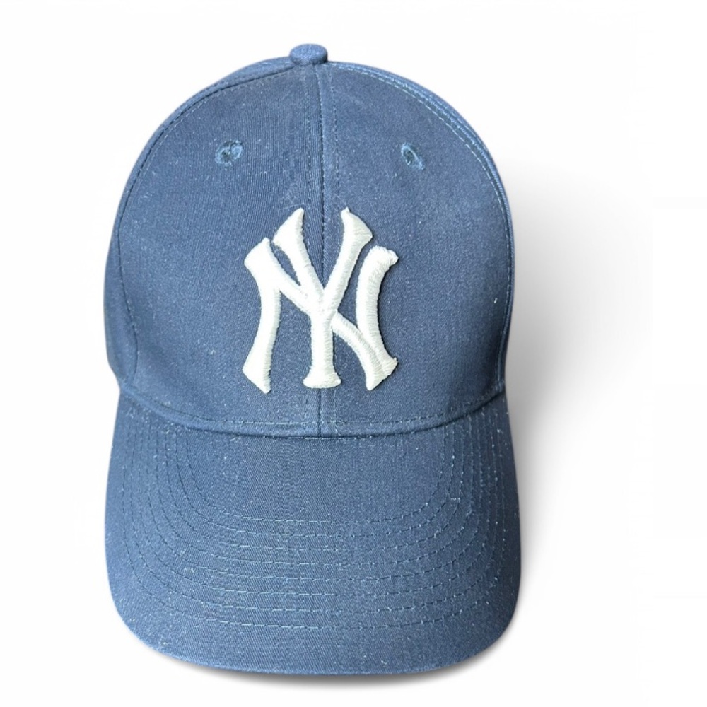 New York Yankees Baseball MLB Blue/White Adult Adjustable Hat.